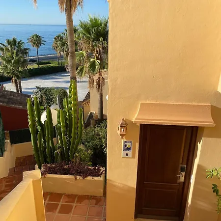 Costa Apartment